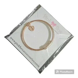 NWT-Stainless steel rose gold initial cable bracelet!